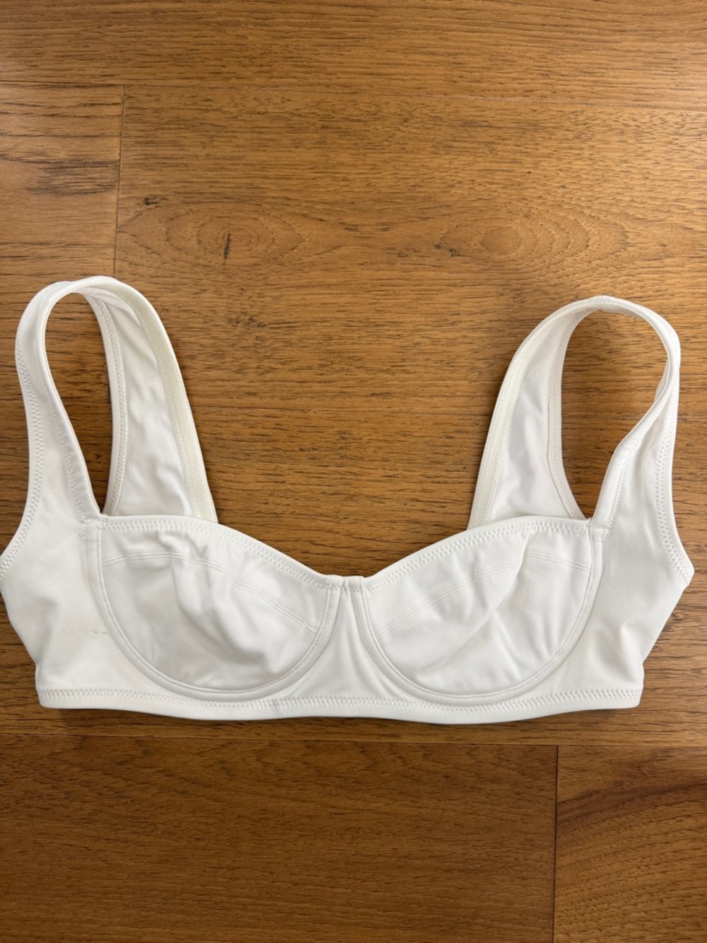 NWOT SKIMS DEMI BODY SCULPT BIKINI TOP SMALL